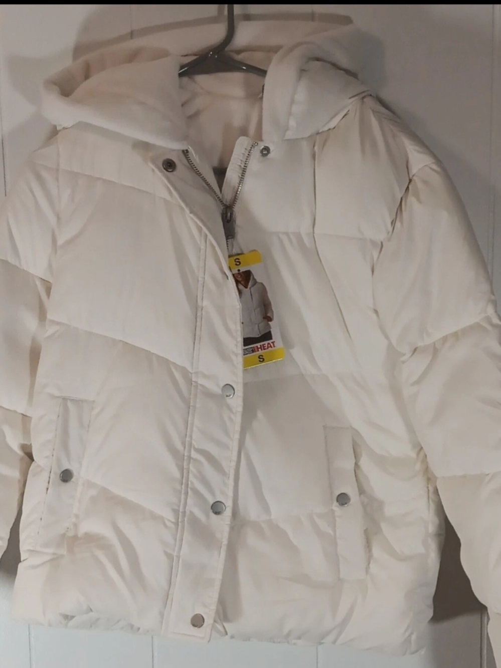 32 Degrees Off-White Hooded Chevron Puffer Jacket